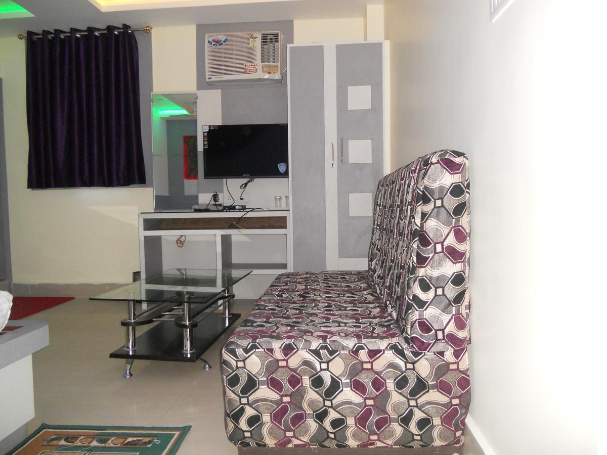 Hotel Central Park Музафарпур Екстериор снимка